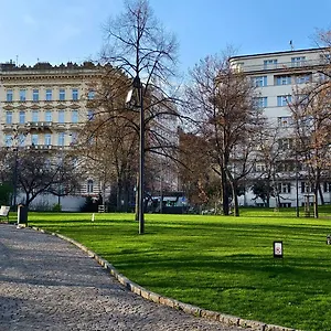 Kahoun Alloggio in famiglia